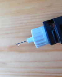 injection-needle-macro-2-1319136